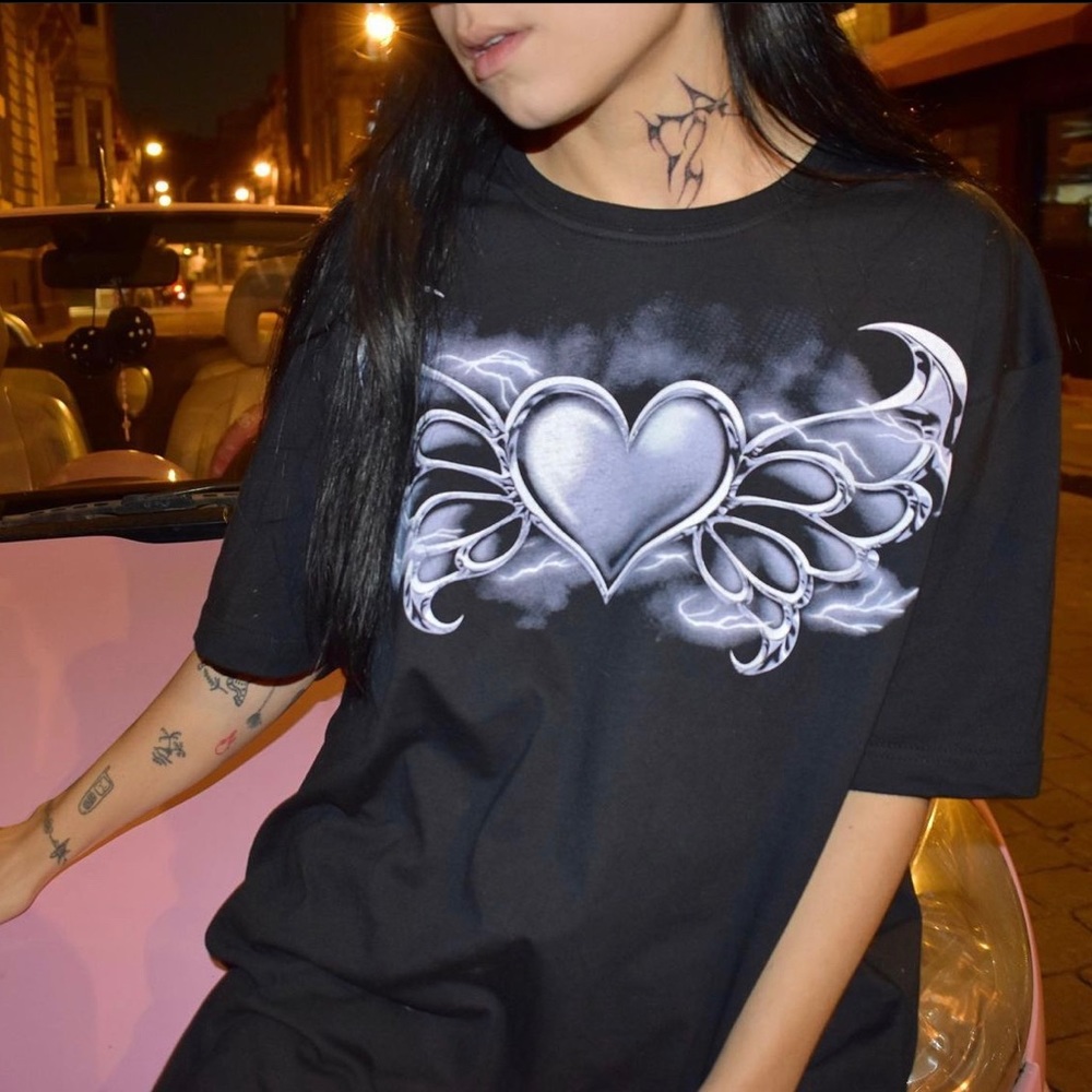 ⚡️ Stormy heart Shirt ⚡️